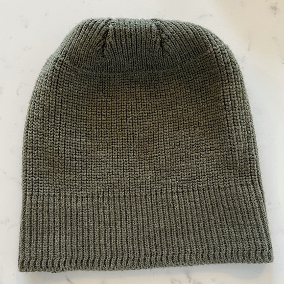 Rib beanie hat - Picture 2 of 3